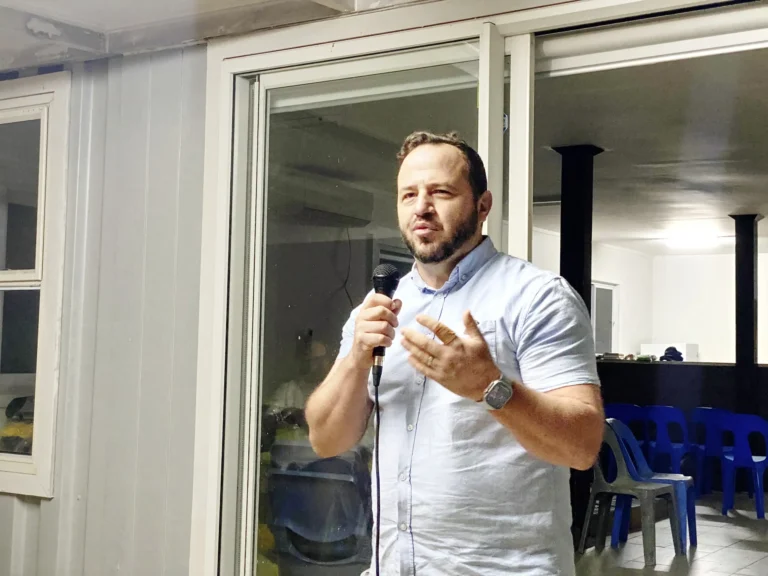 Luke Weston (CEO - Rhema Media) sharing at our sunrise celebration on Kings's Birthday